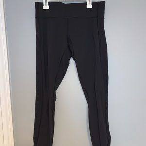 Lululemon cute black leggings!